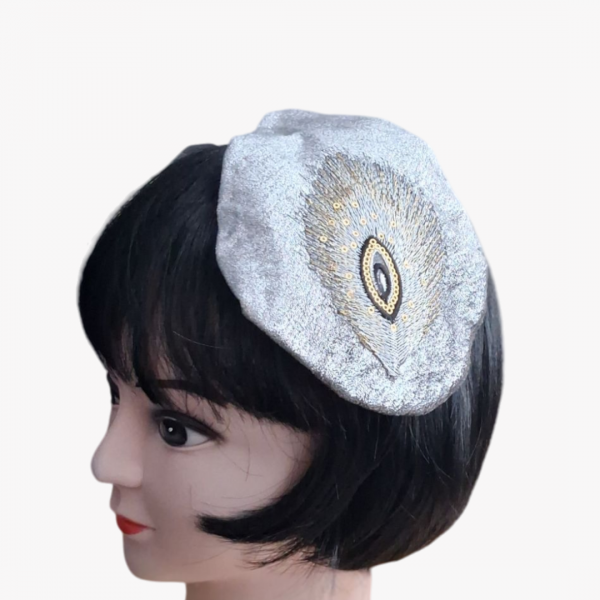 Vintage Style Velvet Cocktail Headband with Peacock Feather Applique - Image 2