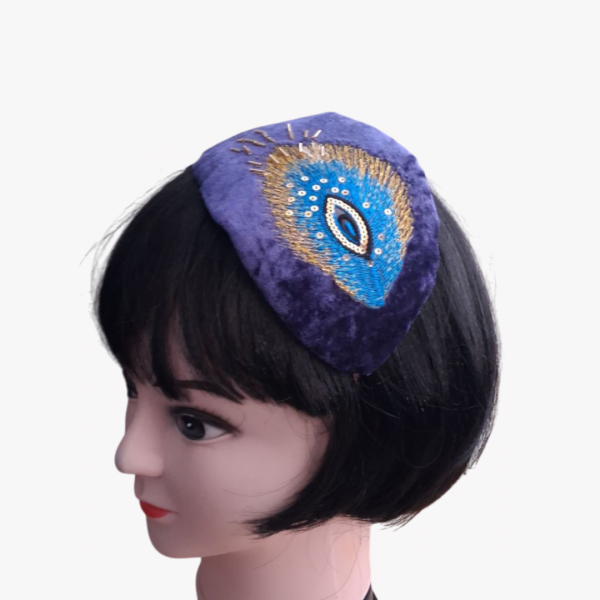 Vintage Style Velvet Cocktail Headband with Peacock Feather Applique - Image 4